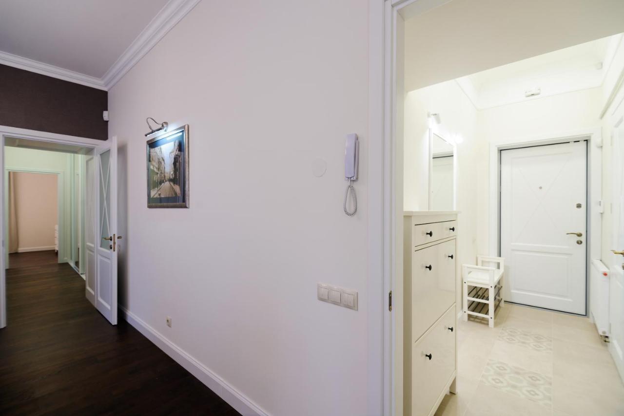 Просторі Апартаменти В Центрі Львова Extérieur photo